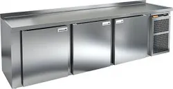 Стол охлаждаемый Hicold BR-111/GNK (-2+10), 3 двери, под кеги, 2840х700х850 – купить в RuOborudovanie.ru с доставкой до двери Купить стол охлаждаемый hicold br-111/gnk (-2+10), 3 двери, под кеги, 2840х700х850 – цена от завода, доставка до двери | RuOborudovanie.ru