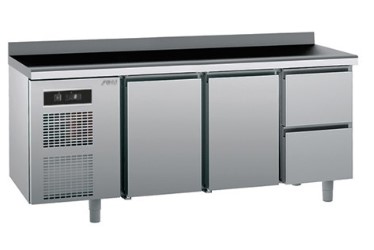Стол с охлаждающим шкафом Sagi Kueb2A