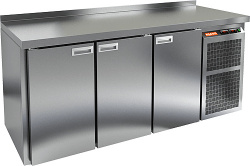 Стол с холодильным и морозильным Шкафами Hicold Hicold Bn 11/Tn-1/Bt Br2 – купить в RuOborudovanie.ru с доставкой до двери Купить стол с холодильным и морозильным шкафами hicold hicold bn 11/tn-1/bt br2 – цена от завода, доставка до двери | RuOborudovanie.ru