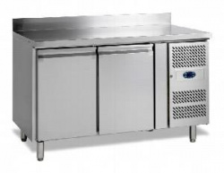 Стол холодильный Tefcold Sk6210/+Sp борт – купить в RuOborudovanie.ru с доставкой до двери Купить стол холодильный tefcold sk6210/+sp борт – цена от завода, доставка до двери | RuOborudovanie.ru