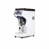 Кофемолка Nuova Simonelli Mythos 1 White (белый) автомат 1,3кг 15кг/ч 0,8кВт – купить в RuOborudovanie.ru с доставкой до двери Купить кофемолка nuova simonelli mythos 1 white (белый) автомат 1,3кг 15кг/ч 0,8квт – цена от завода, доставка до двери | RuOborudovanie.ru