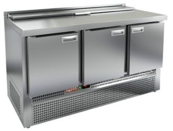Стол для салатов Hicold SLE2-111GN (1/6) (+2+10), 3 двери, 1485х700х850мм, ниж.распол.агрегата – купить в Нижнем Новгороде по цене завода